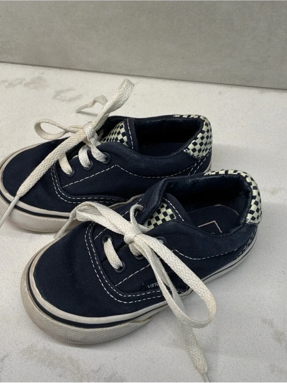Vans Off the Wall Toddlers 5.5 Blue and White Checker Skater